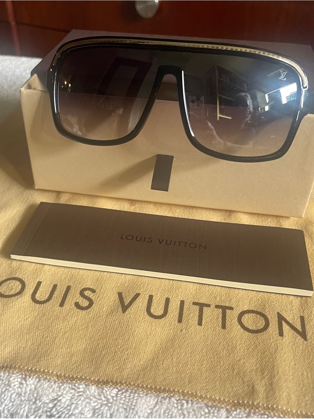 Louis Vuitton Black Shield Sunglasses with Gradient Lenses, original box,dustbag